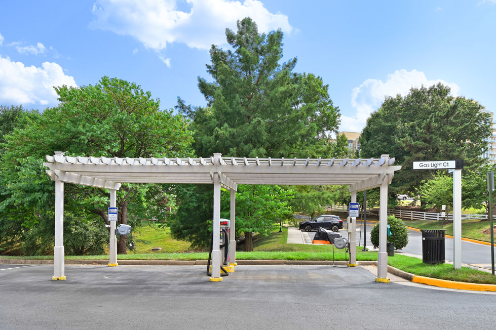 Tire inflator Station - On-Site Amenities ClubHouse - On-Site Amenities | ME VALIN