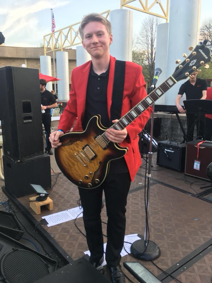 Guitar_Teacher_Minnesota.jpg