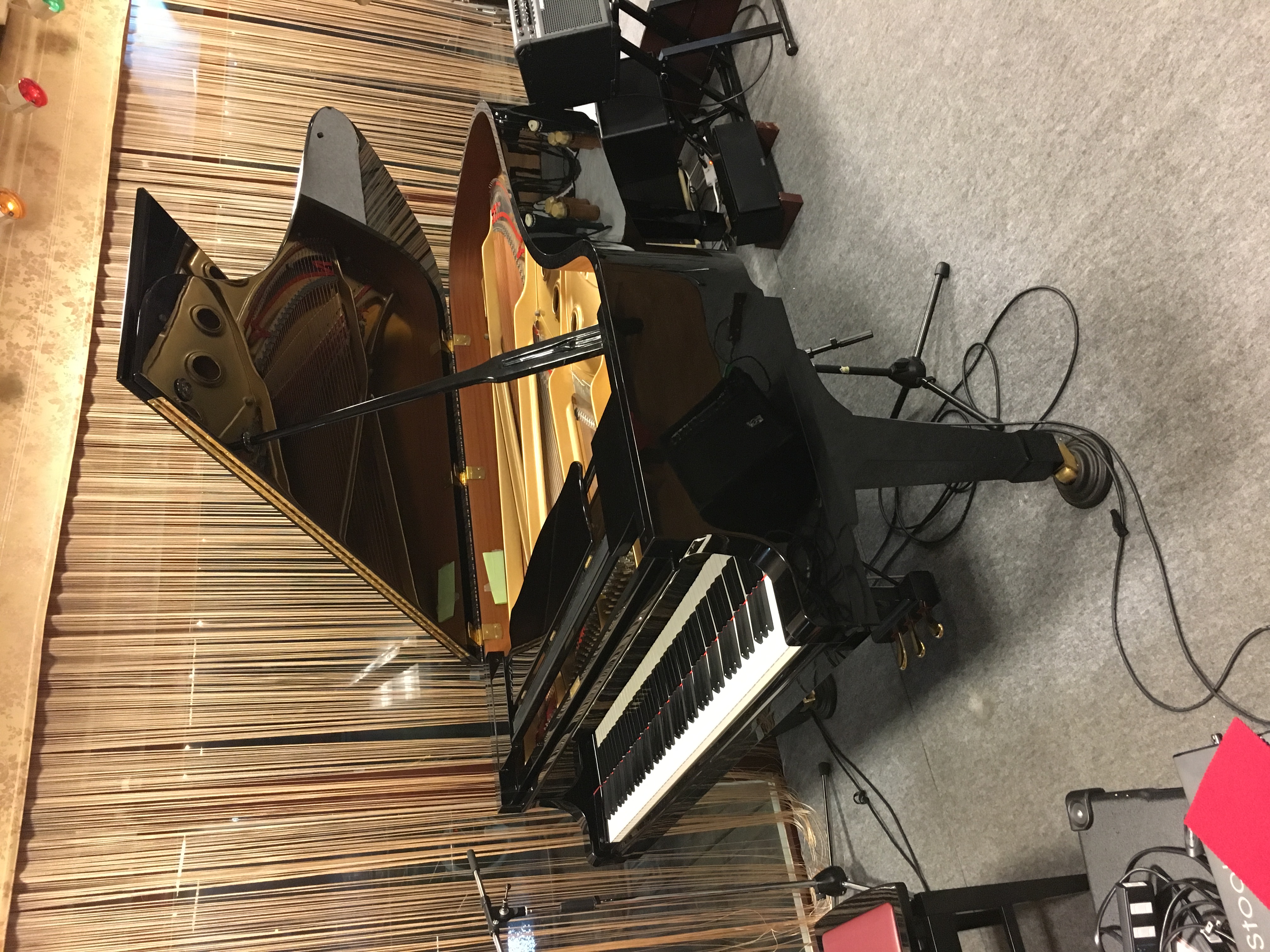 【YAMAHA C7】