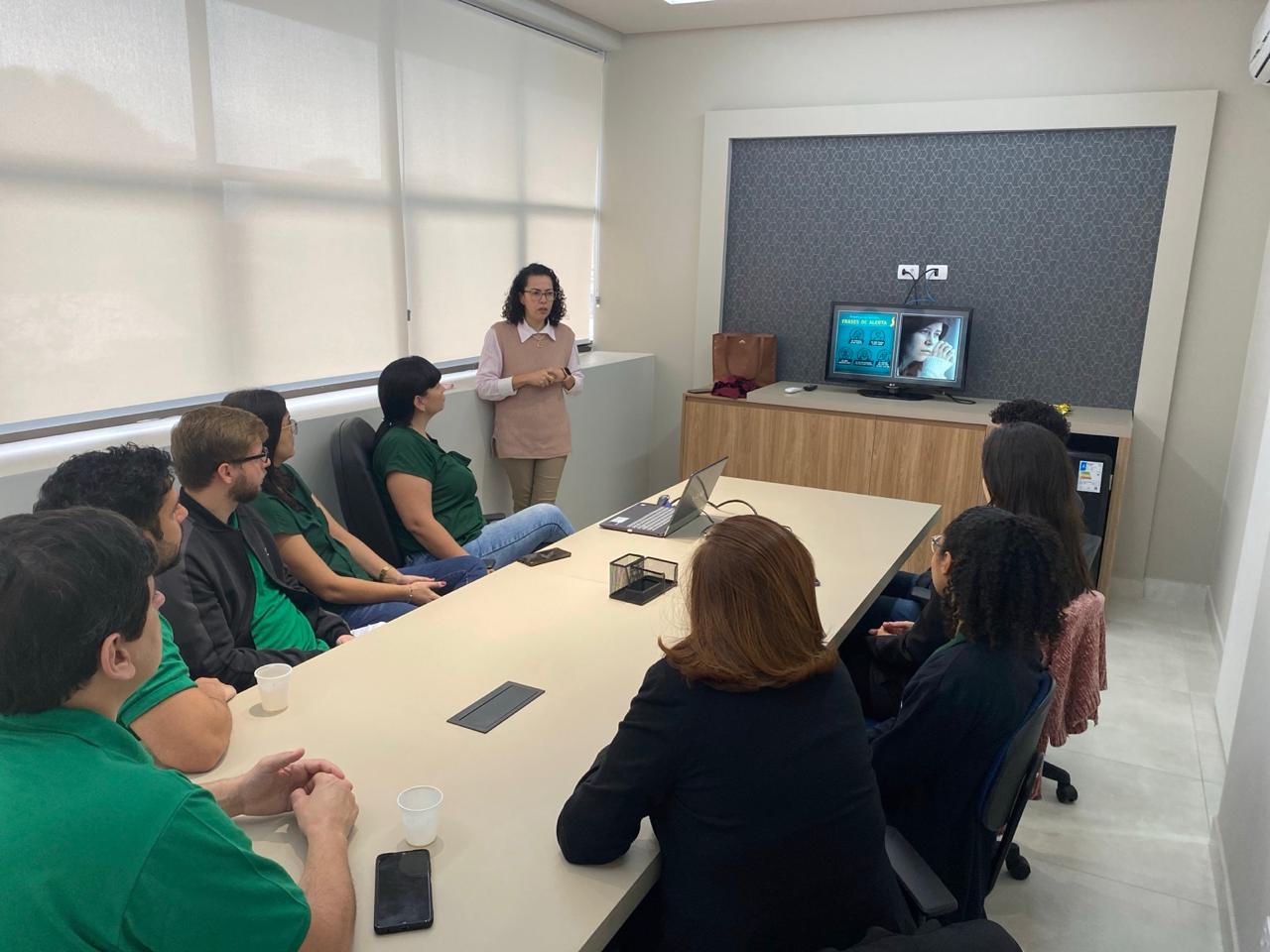 Treinamento de lideranças realizado pela Ellos