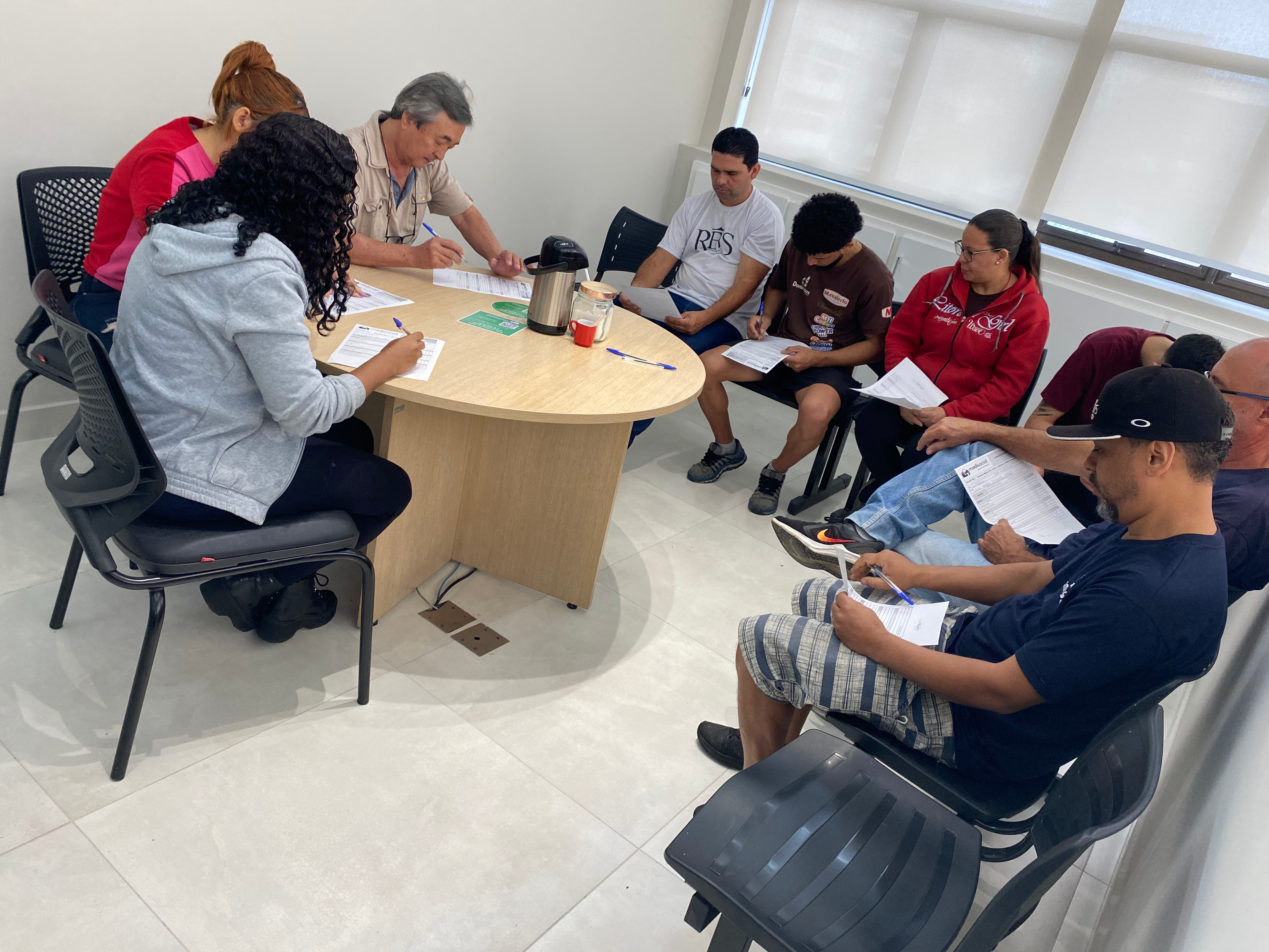 Atividade conduzida pela Ellos com uma equipe