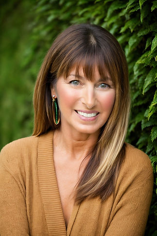 Jane Charles 2024 Headshot.jpeg