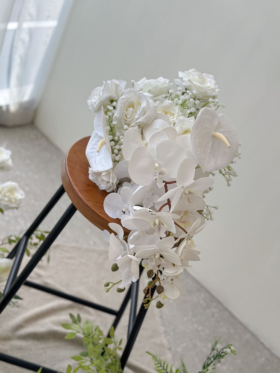Thumbnail: Rent - Artificial Bouquet Pure White 