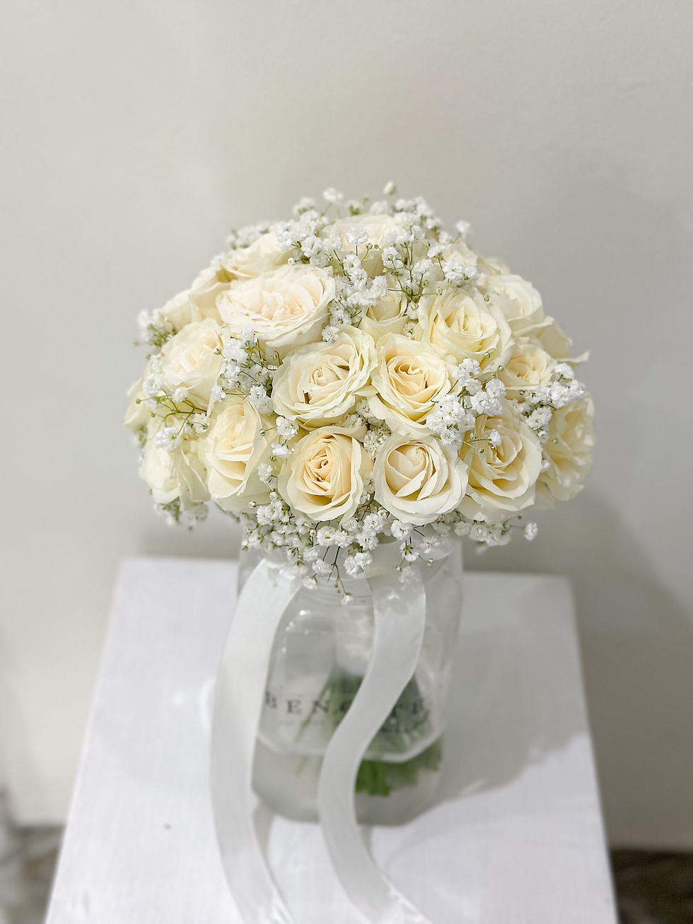 Thumbnail: Classic Wedding (30 stem)