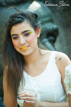 • Maquiadora para ENSAIO CONCEITO