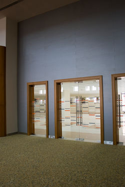 Women's College - Topakustik