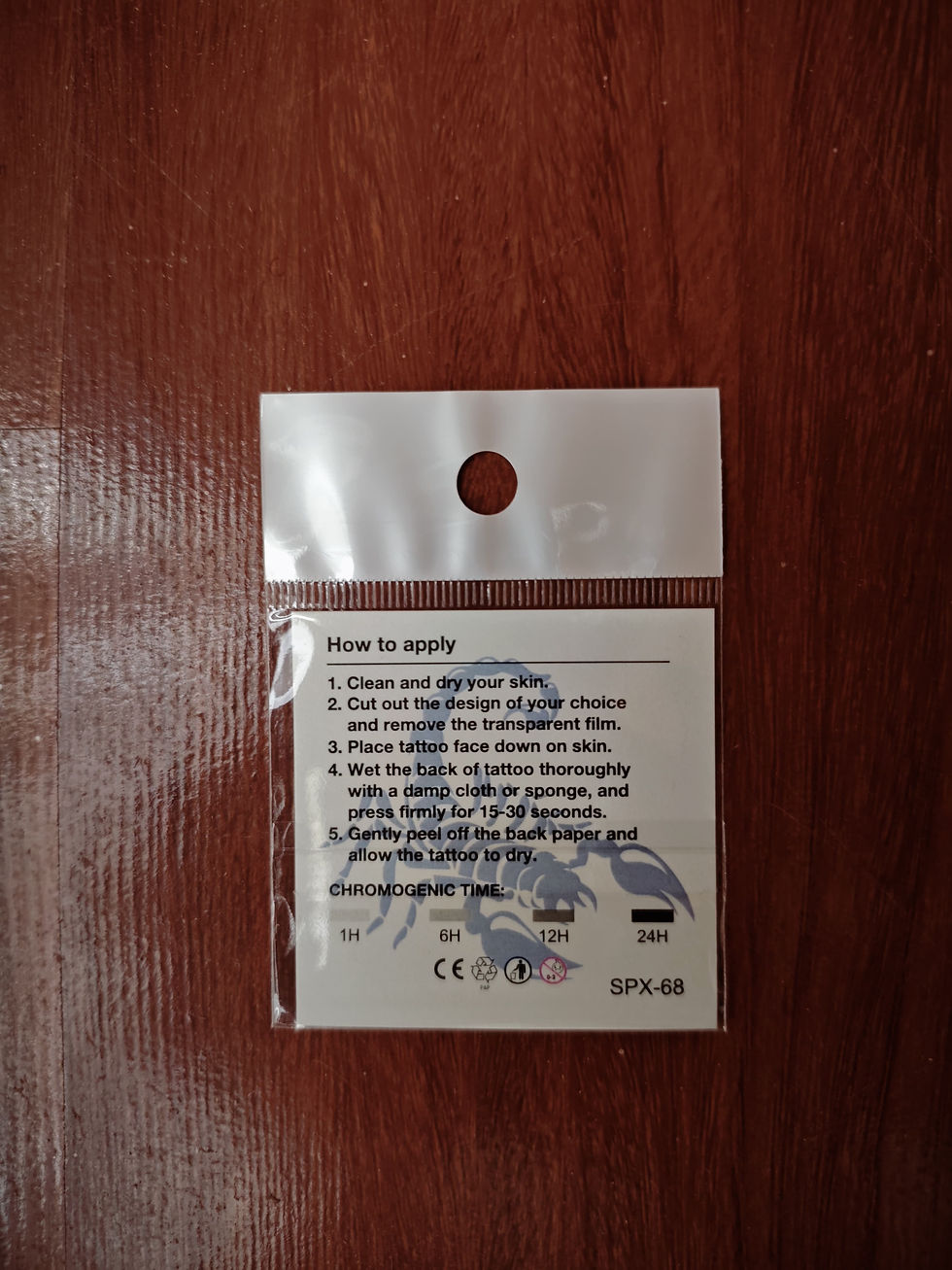 थंबनेल: Minimalist Tattoo (SPX)