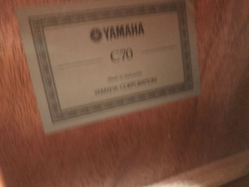 縮圖：Yamaha C70