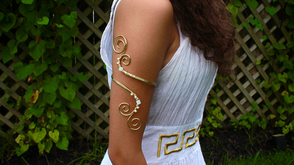 Thumbnail: Gold Swirl Cuff with Crystal Beads