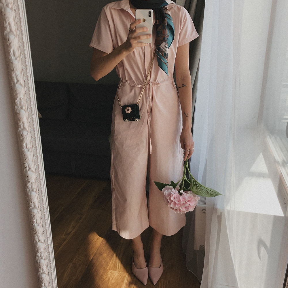 Baby pink jumpsuit is the most comfortable choice for me during this period when I want to save time.
