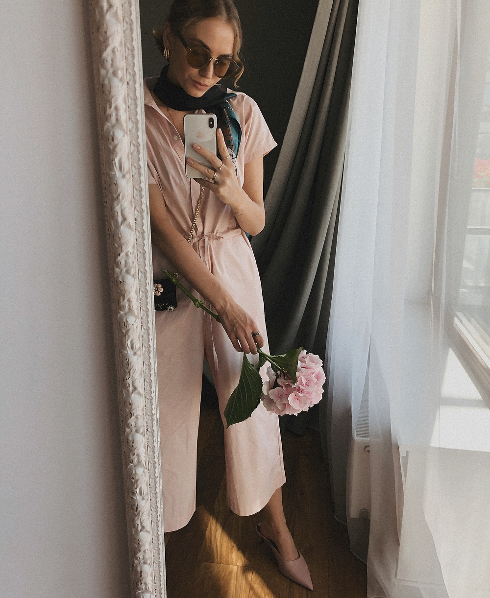 Baby pink jumpsuit is the most comfortable choice for me during this period when I want to save time.