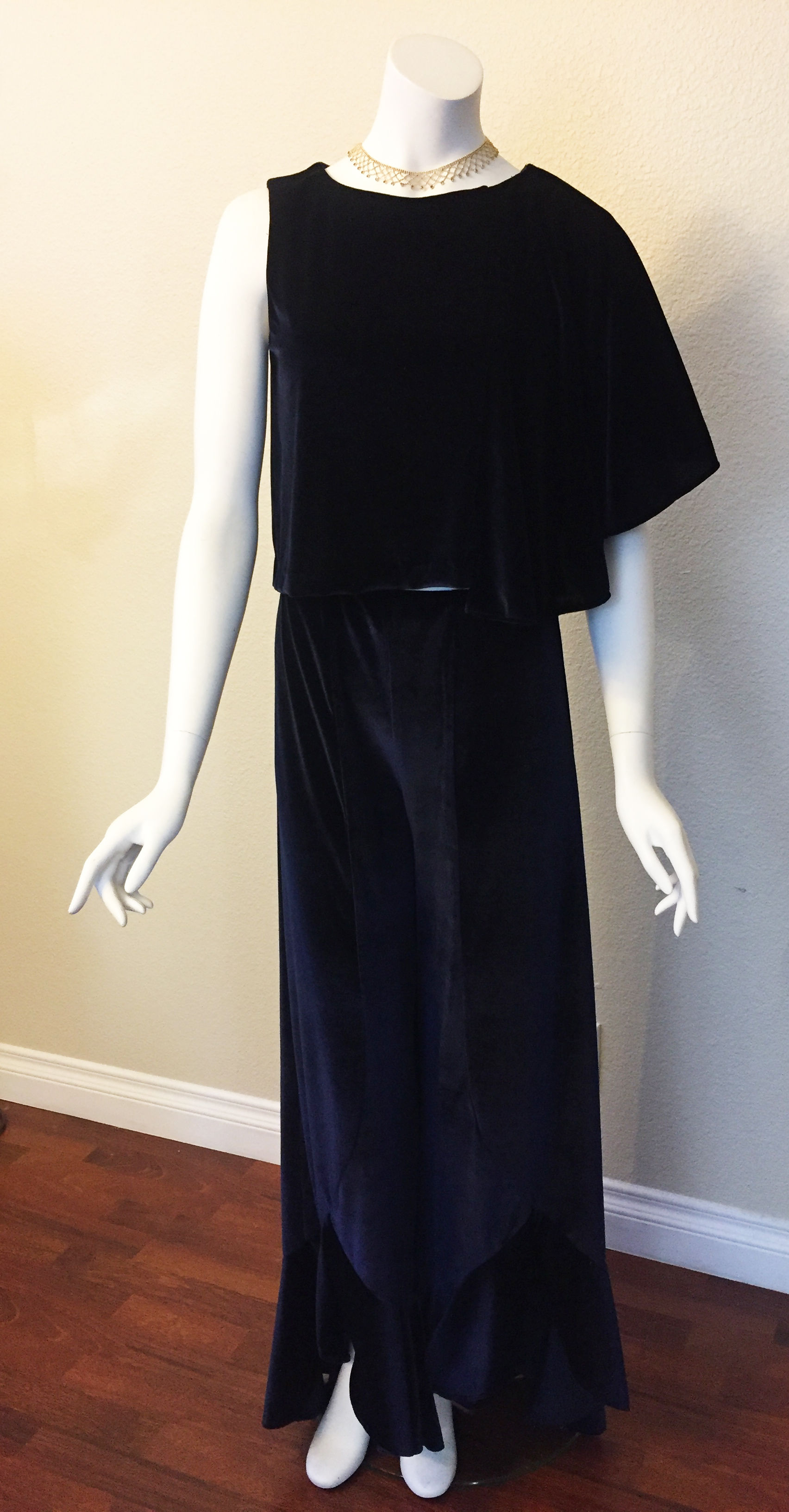 Velvet Flounce 2-Piece