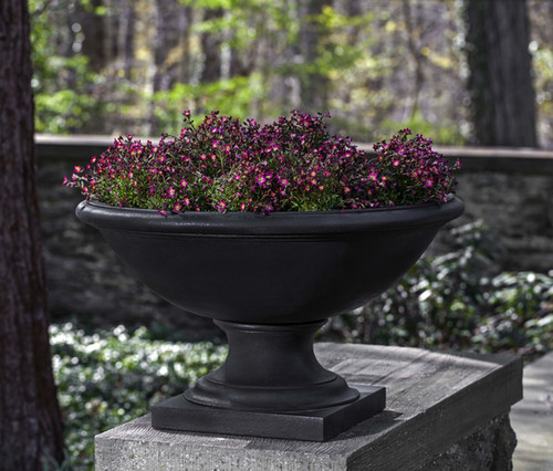 Low Savannah Urn