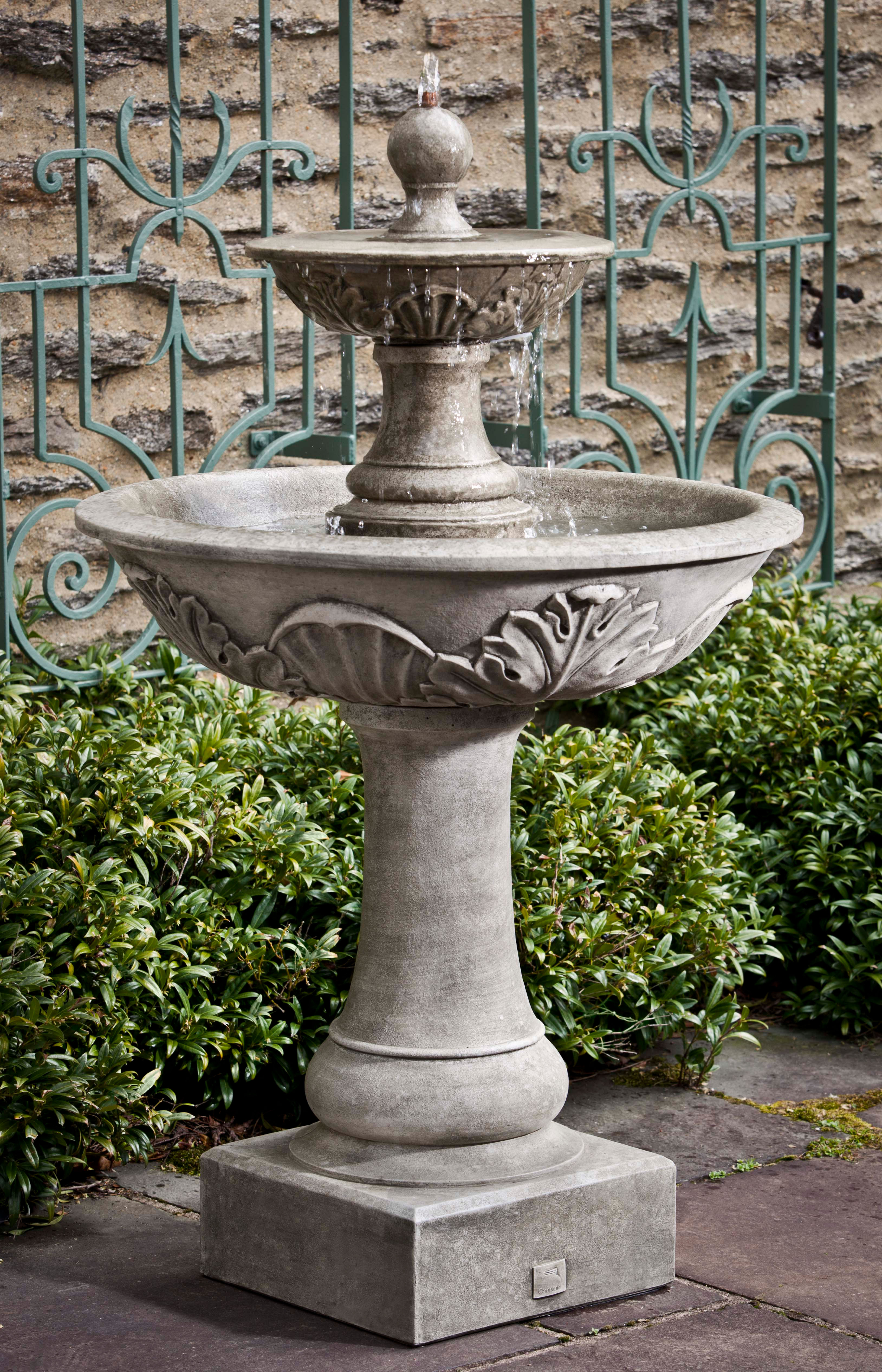 Acanthus Two Tiered Ftn