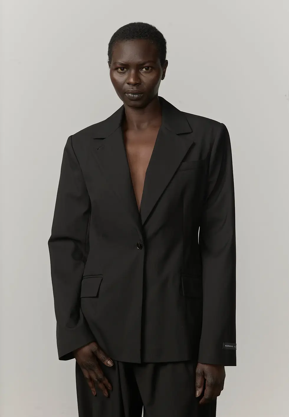 Thumbnail: Shelia Fitted Blazer - Black