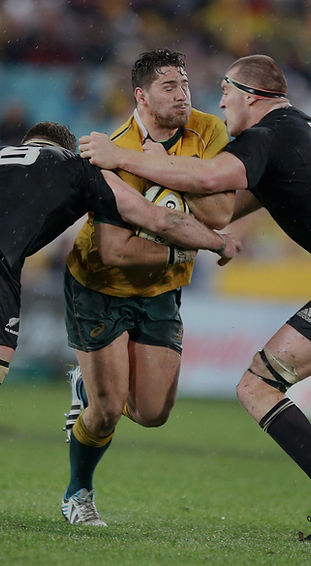 outliers-rugbys-unlikeliest-heroes-body-