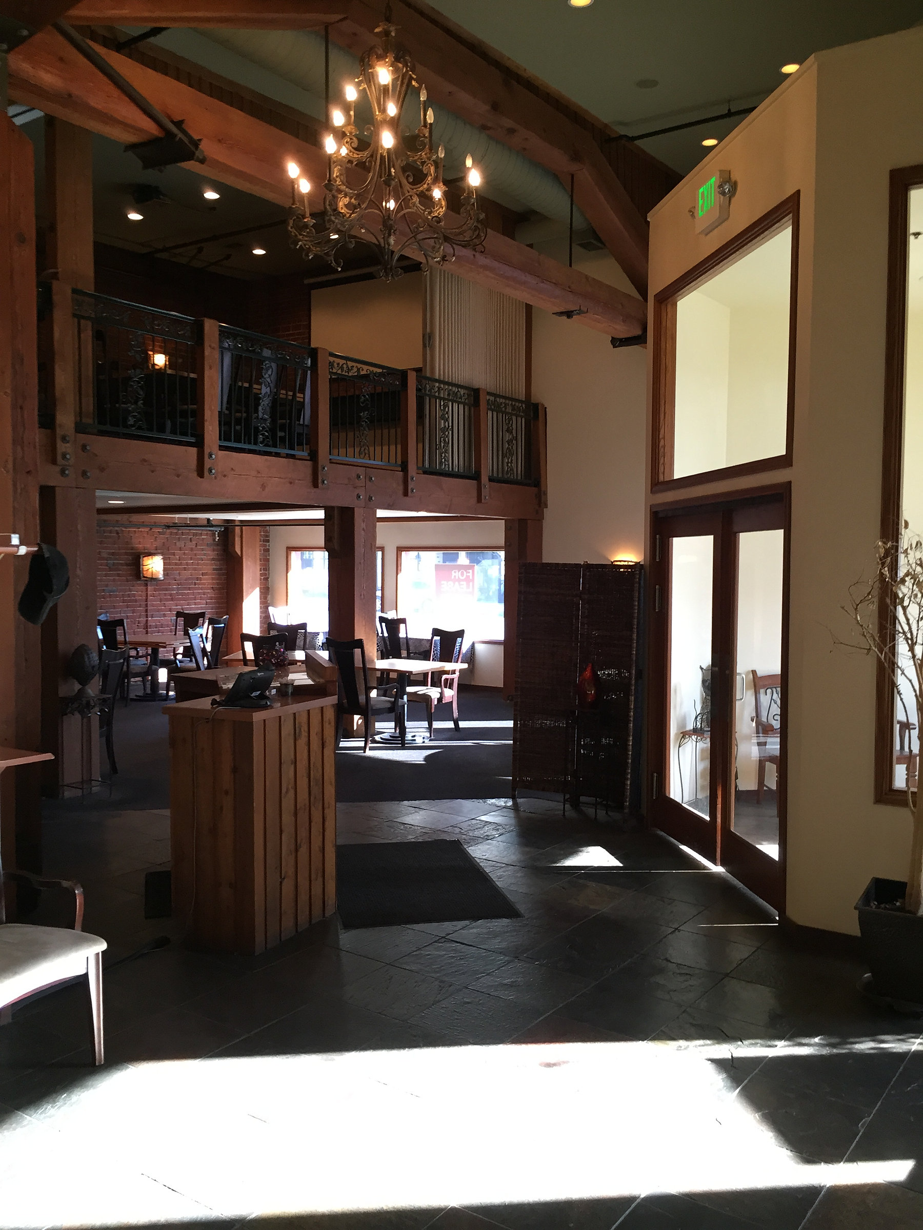 wccr 221 W Yakima Ave