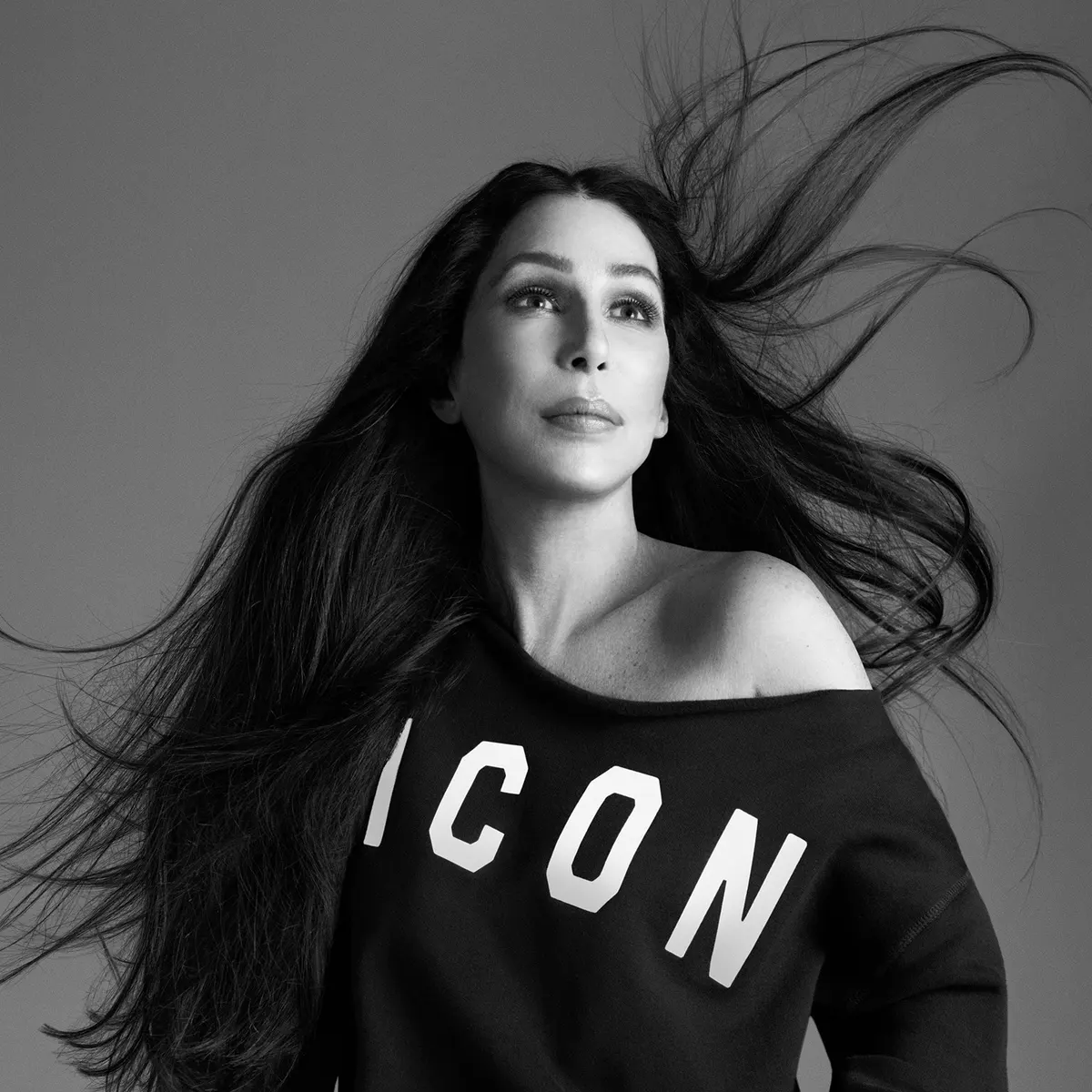 Cher in an "icon" T-Shirt in black and white
