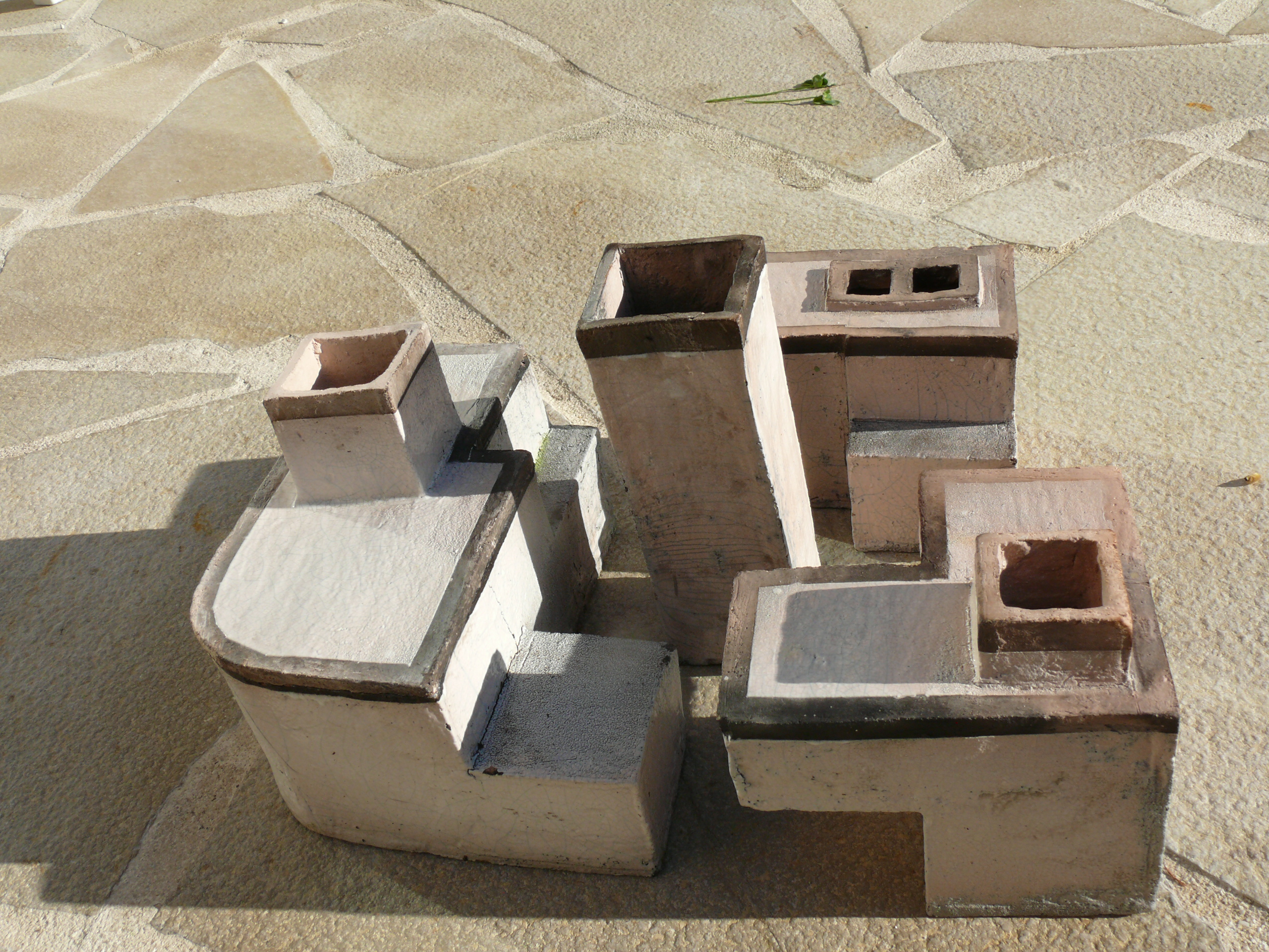 4 vase assembles