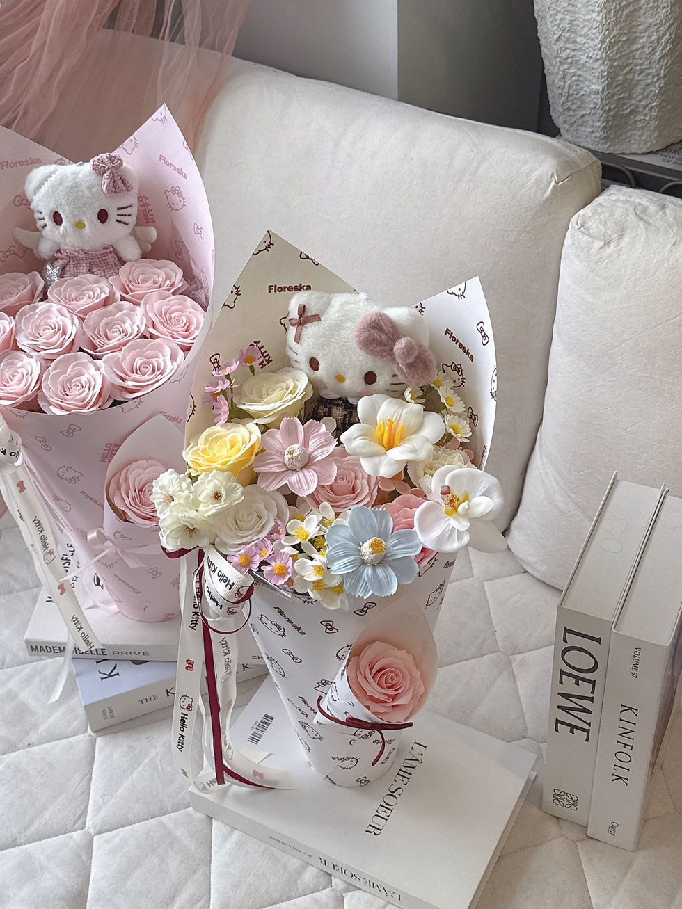Thumbnail: Kitty Pastel Soap Rose Bouquet