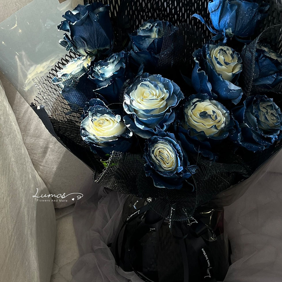 Thumbnail: 12/18 Milkyway Rose Bouquet