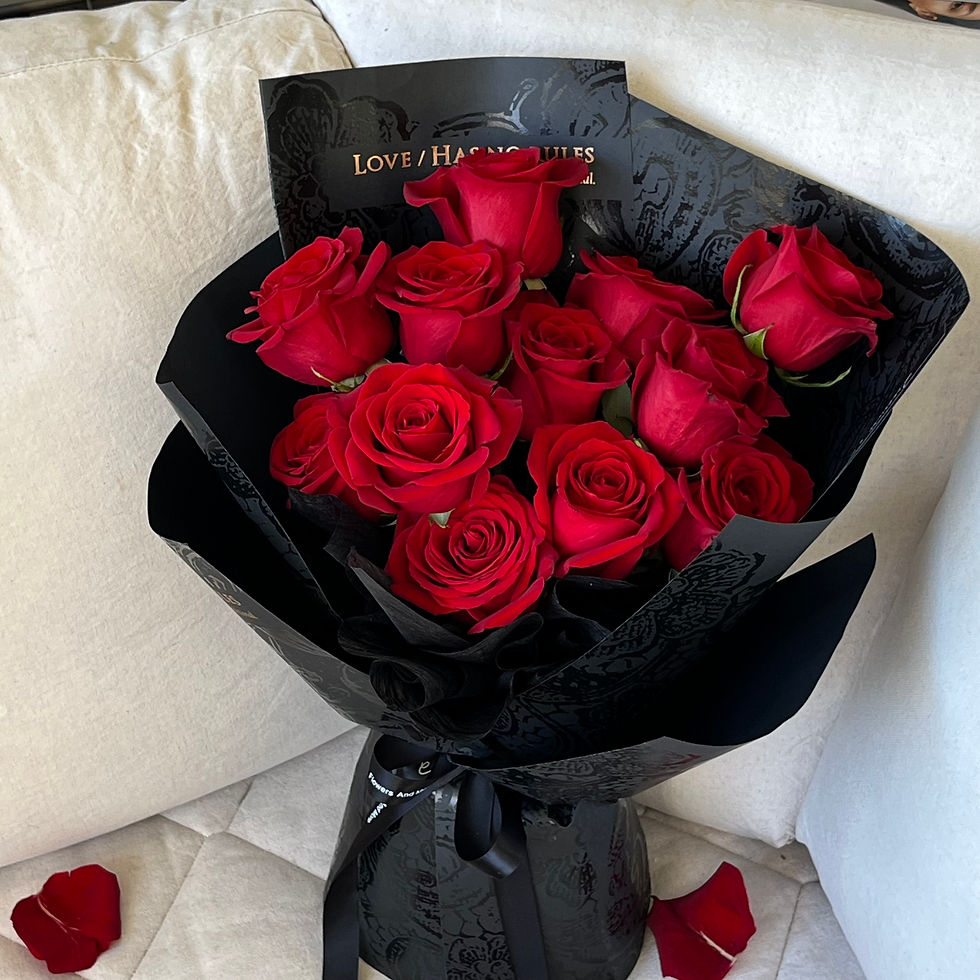 Thumbnail: Palace Red Rose Bouquet