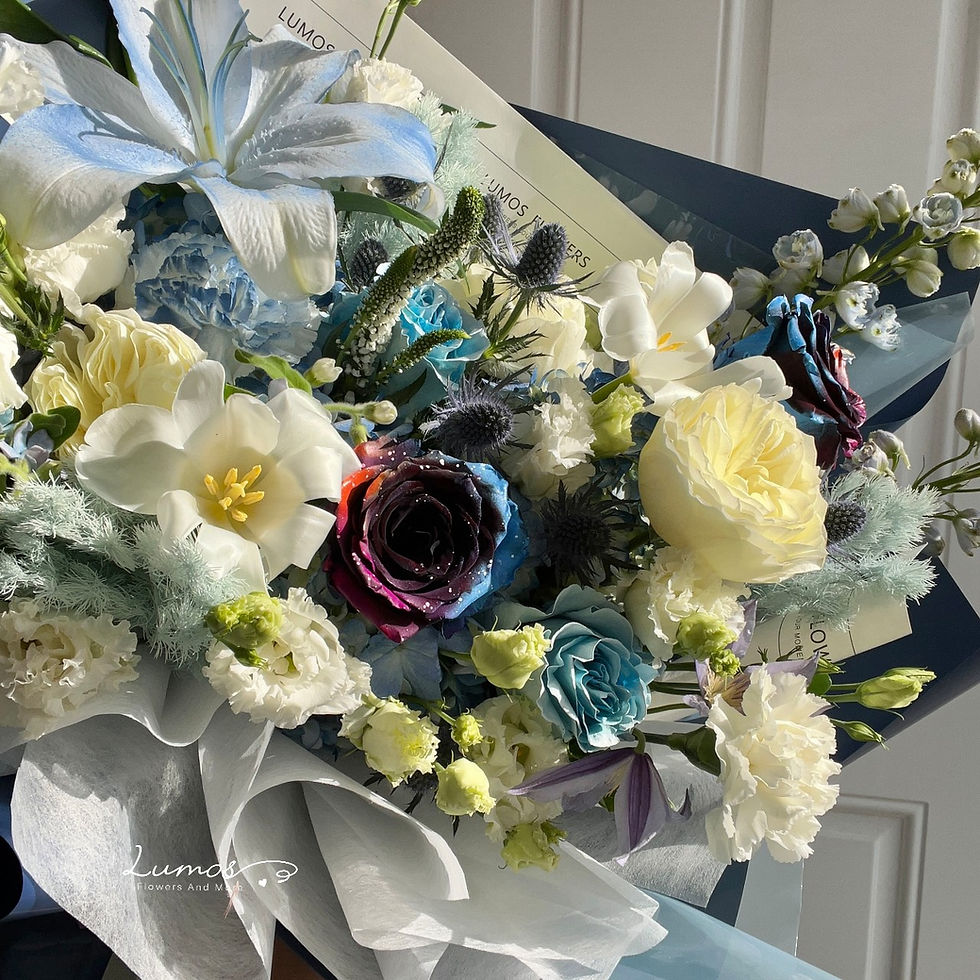 Thumbnail: Deep Blue Mix Bouquet