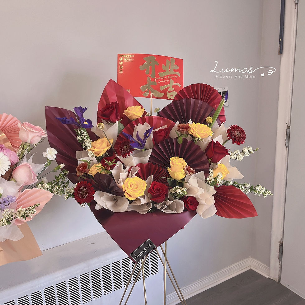 Thumbnail: Artistic Flower Standing Bouquet