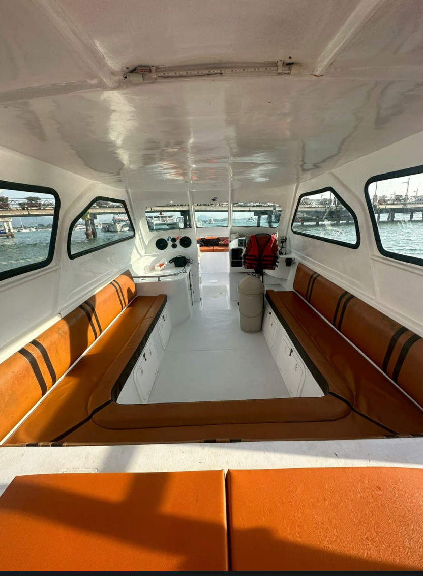 Thumbnail: Private Speedboat Charter: "Choksomboon 29" (1–8 Guests)