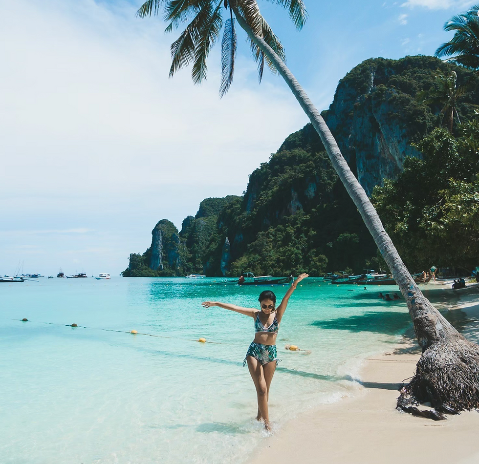 Thumbnail: Phi Phi Island  by Big Boat (Economy Seat)