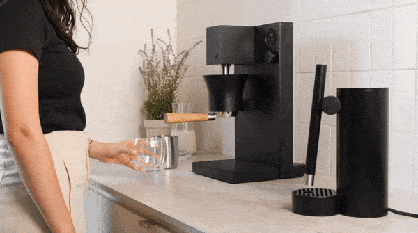 Meticulous smart espresso machine