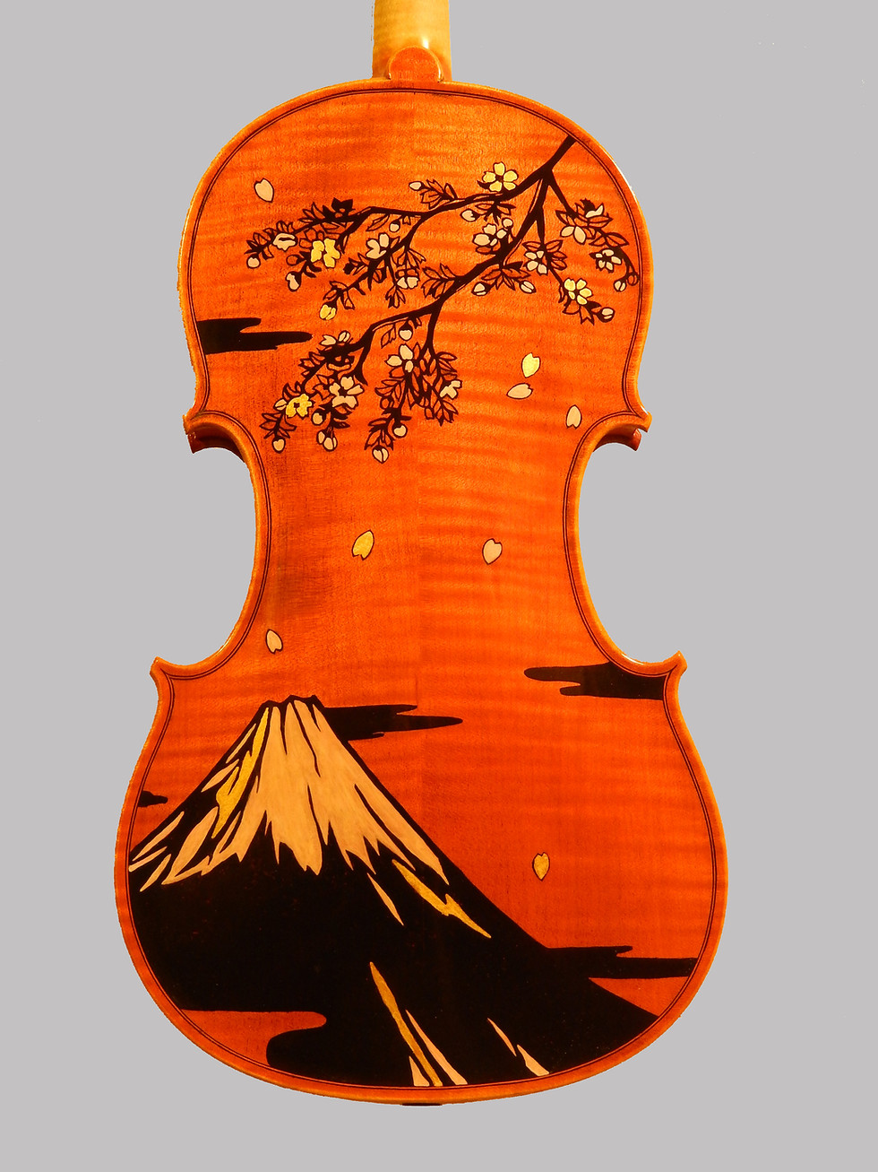 サムネイル： 装飾バイオリン２０１９年　富士と桜