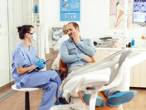 What Constitutes a Dental Emergency in Middletown?