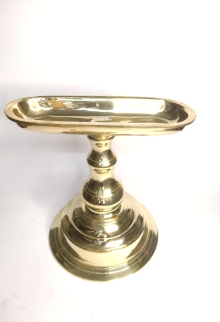 Thumbnail: Pathi Vilakku Handmade Temple Bronze Oil Lamp