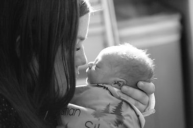 Une mère et son bébé