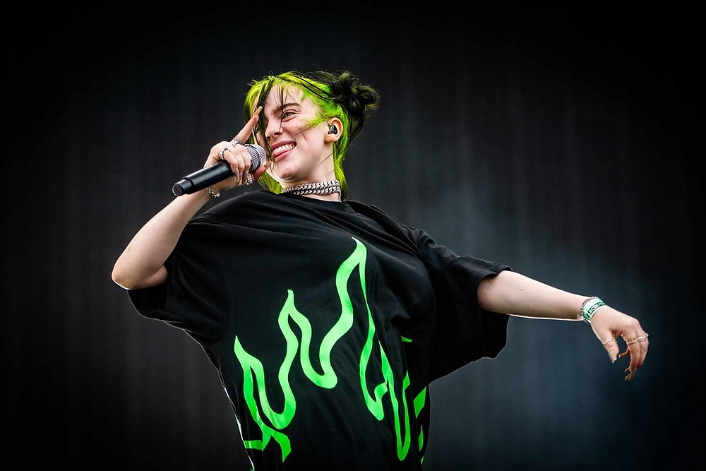 Billie Eilish é a cantora mais reproduzida do Spotify em 2020