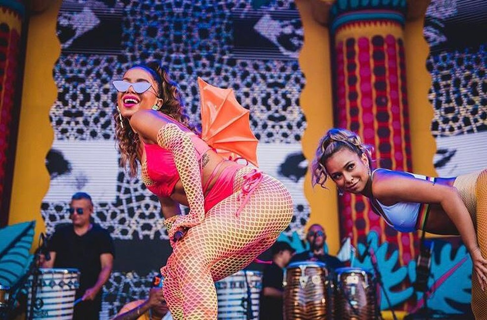 Anitta anuncia shows pelo Brasil no Carnaval 2022; os 'Ensaios da Anitta' estão de volta