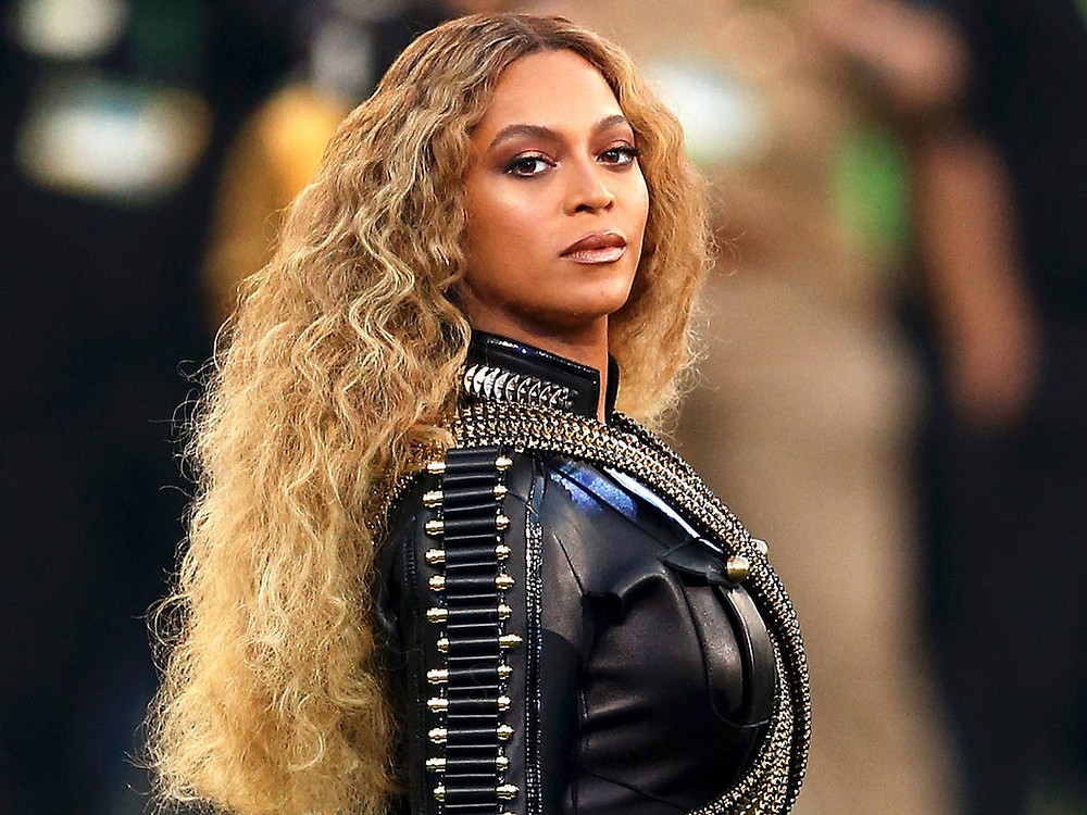 Universidade de Stanford anuncia missa utilizando Beyoncé como referência
