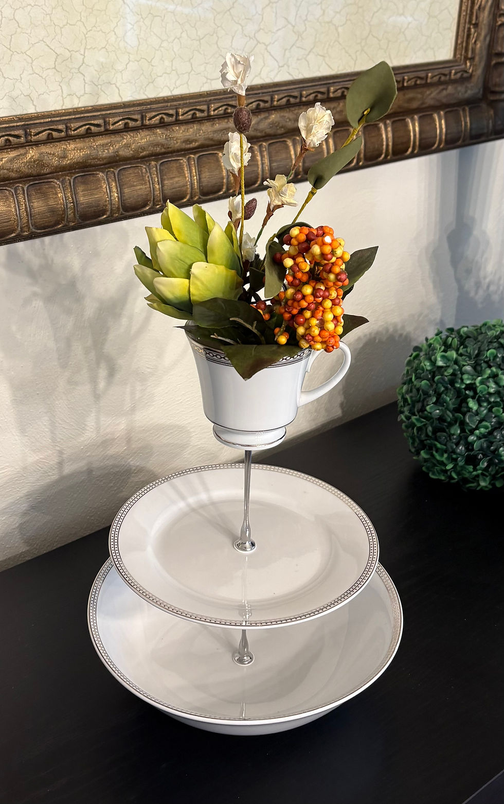 Thumbnail: Mikasa Tiered Tray