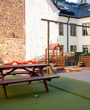 Utegård 2 Östermalm.jpg