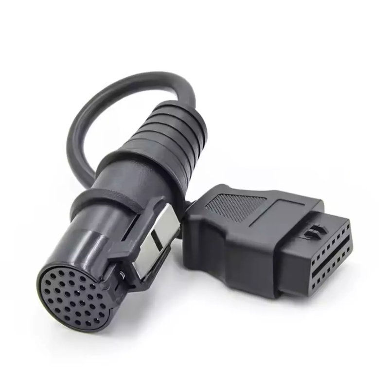 Câble adaptateur Iveco 30 broches pour valise diagnostic OBD2