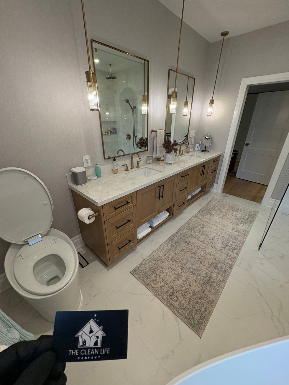 deep clean custom master bathroom
