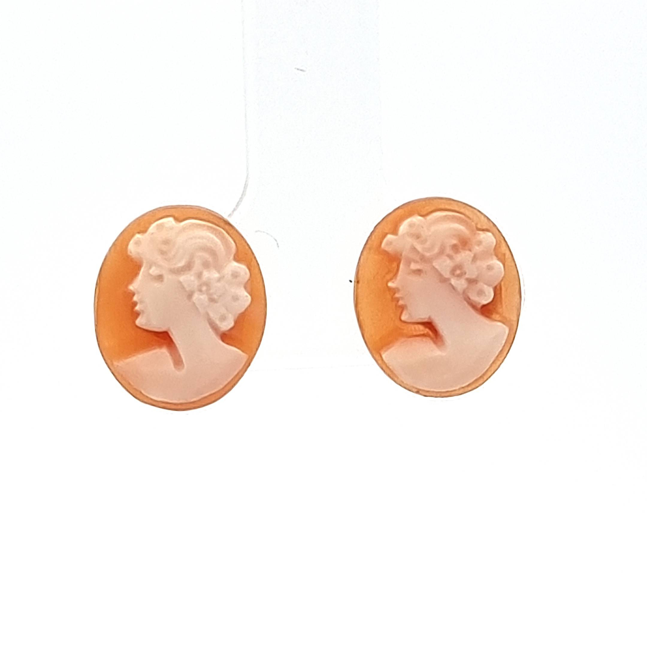 9ct Yellow Gold Cameo Studs