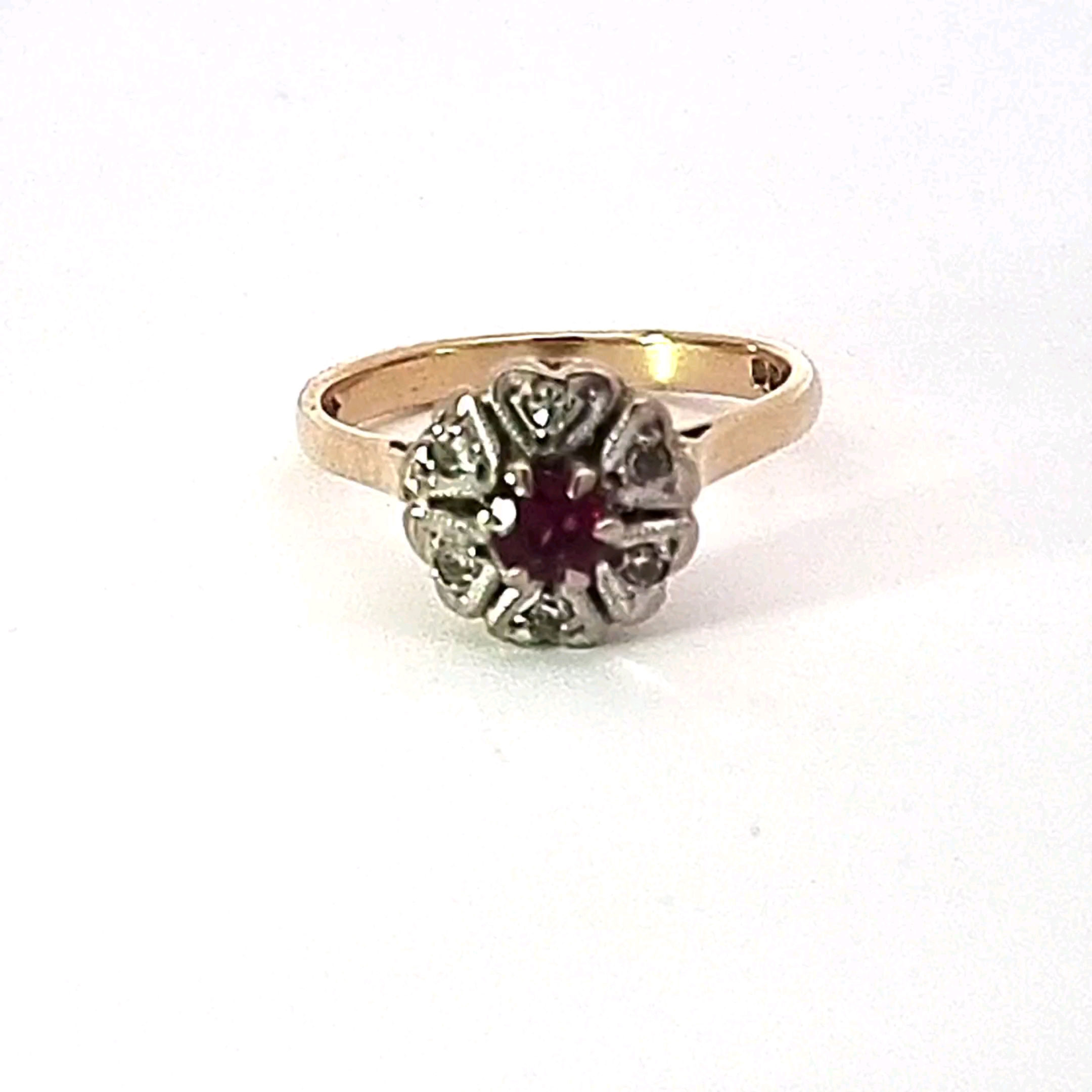 18ct Yellow Gold Ruby & Diamond Ring