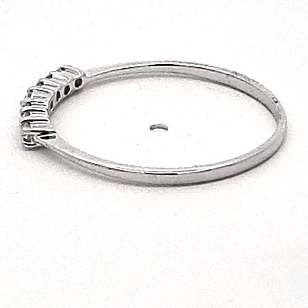 Thumbnail: 9ct White Gold Diamond Ring