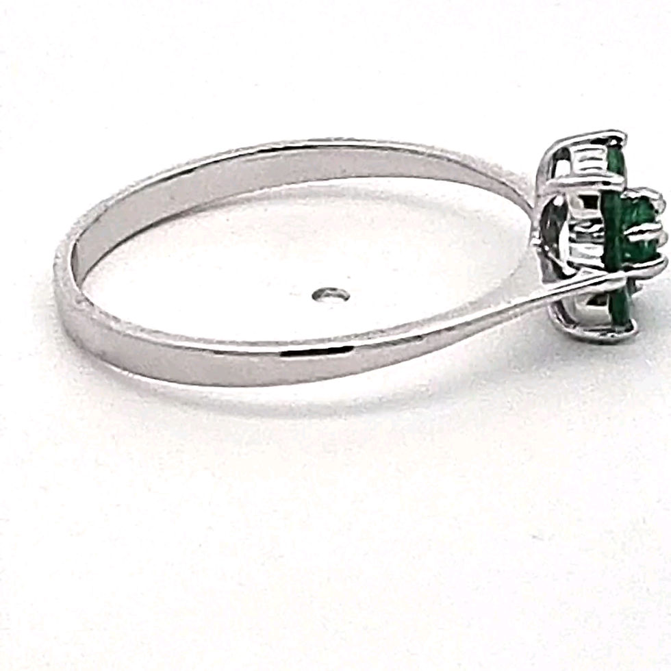 Thumbnail: 9ct White Gold Emerald Ring