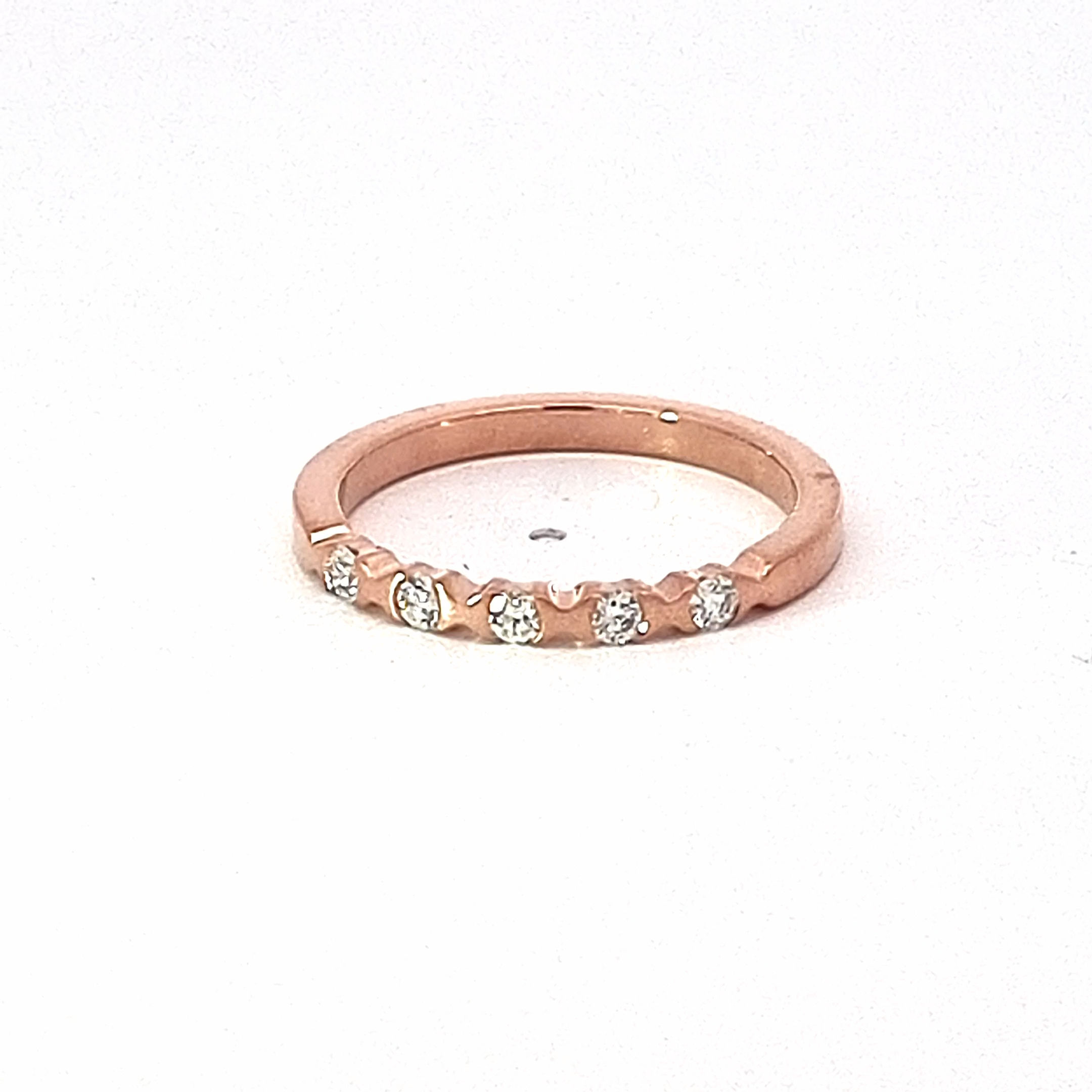 9ct Rose Gold Diamond Ring