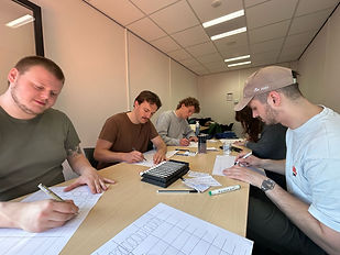 Brainstorm sessie Amber en Piter V2.jpg