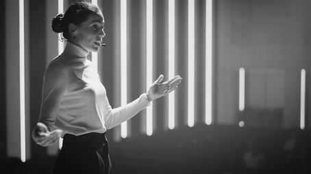 Do’s and don’ts of buying a professional headset microphone