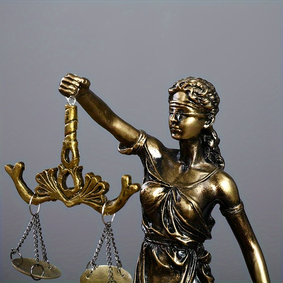 Miniatura: Estátua da Deusa da Justiça